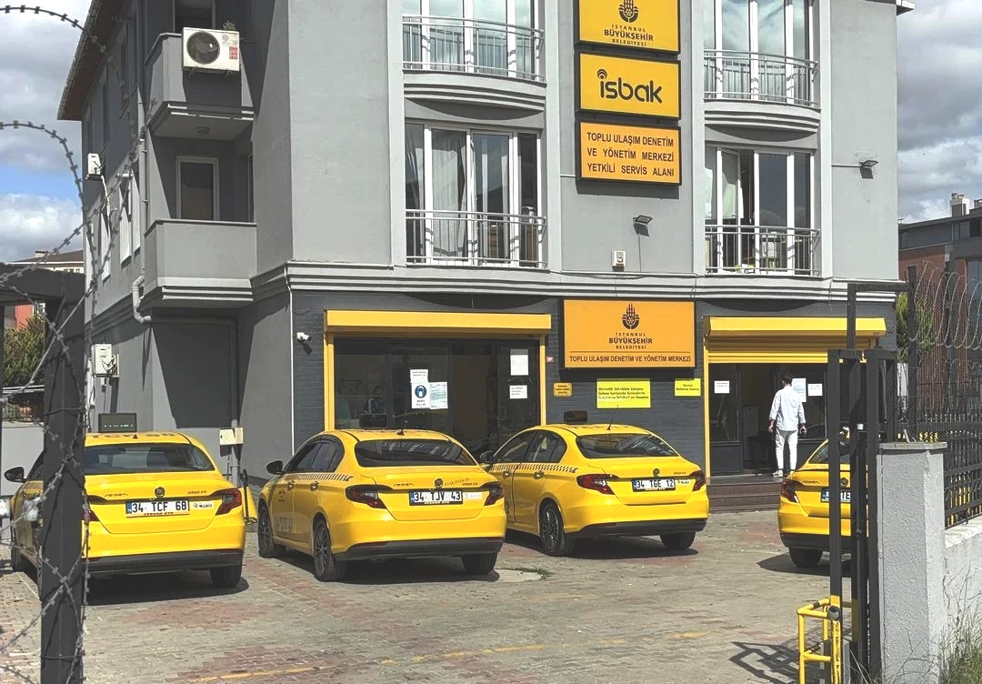 Taksiciler harekete geçti, sıraya girdiler! Bugün başladı...  Zam biraz rahatlattı  2