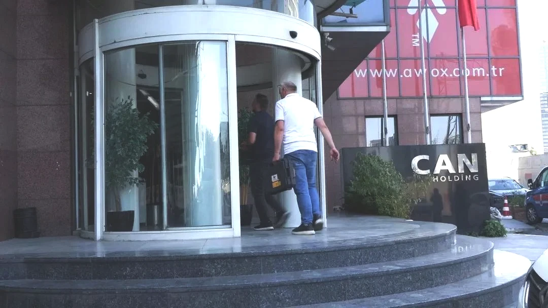 Can Holding firmasında hareketlilik! İstanbul da anlar kameraya yansıdı: 121 şirkete el koyan TMSF devrede 5